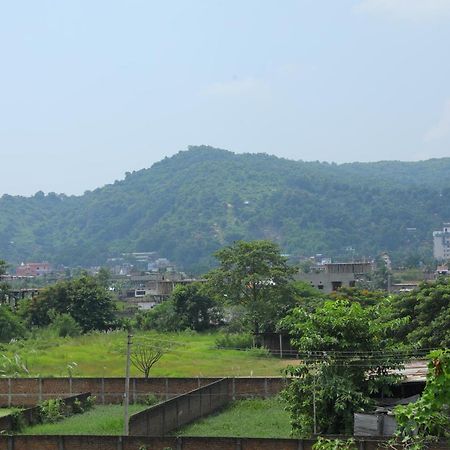 Krishna Shree Residency Hotel Guwahati Exterior foto